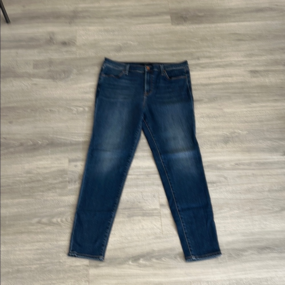 J Brand Women's skinny Blue Jeans. Size 31